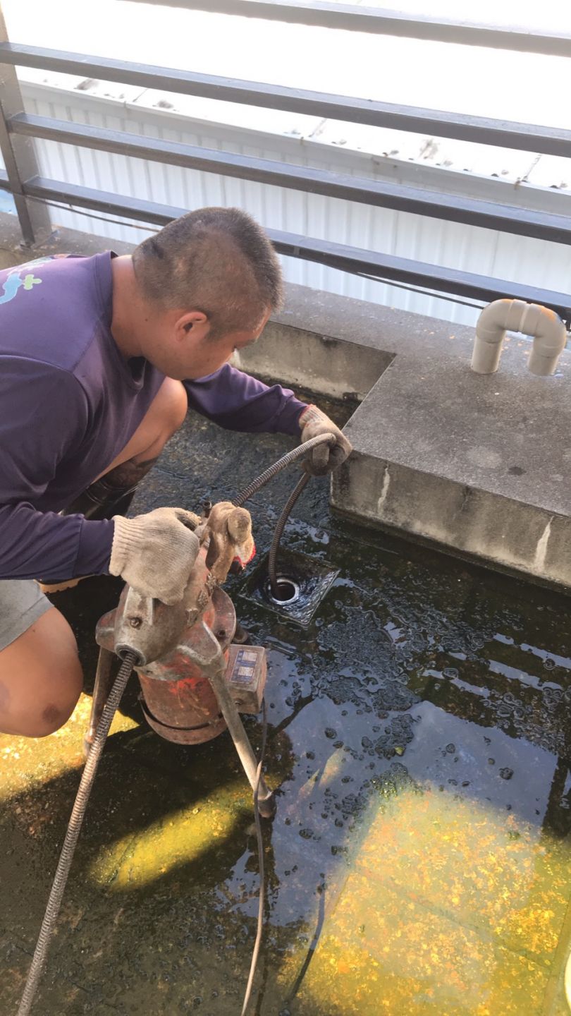 路竹頂樓水管疏通保養